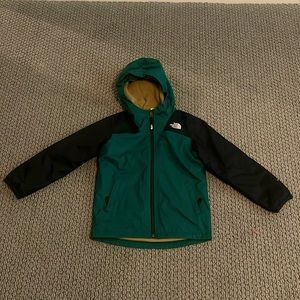 Boys North Face Dry vent Jacket  size 5/6